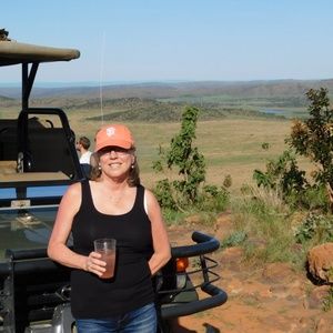 Meet your Posher, Toni